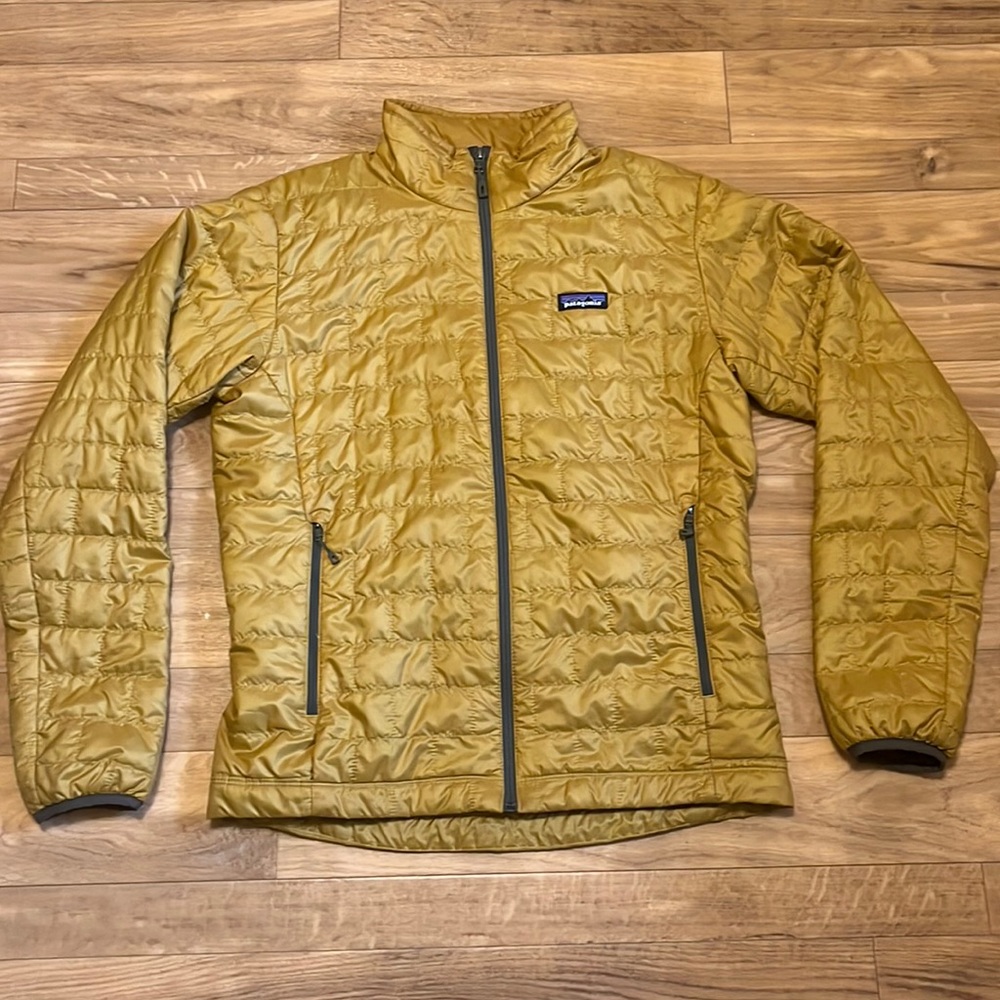 Patagonia Men’s Nano Puff Insulated Jacket